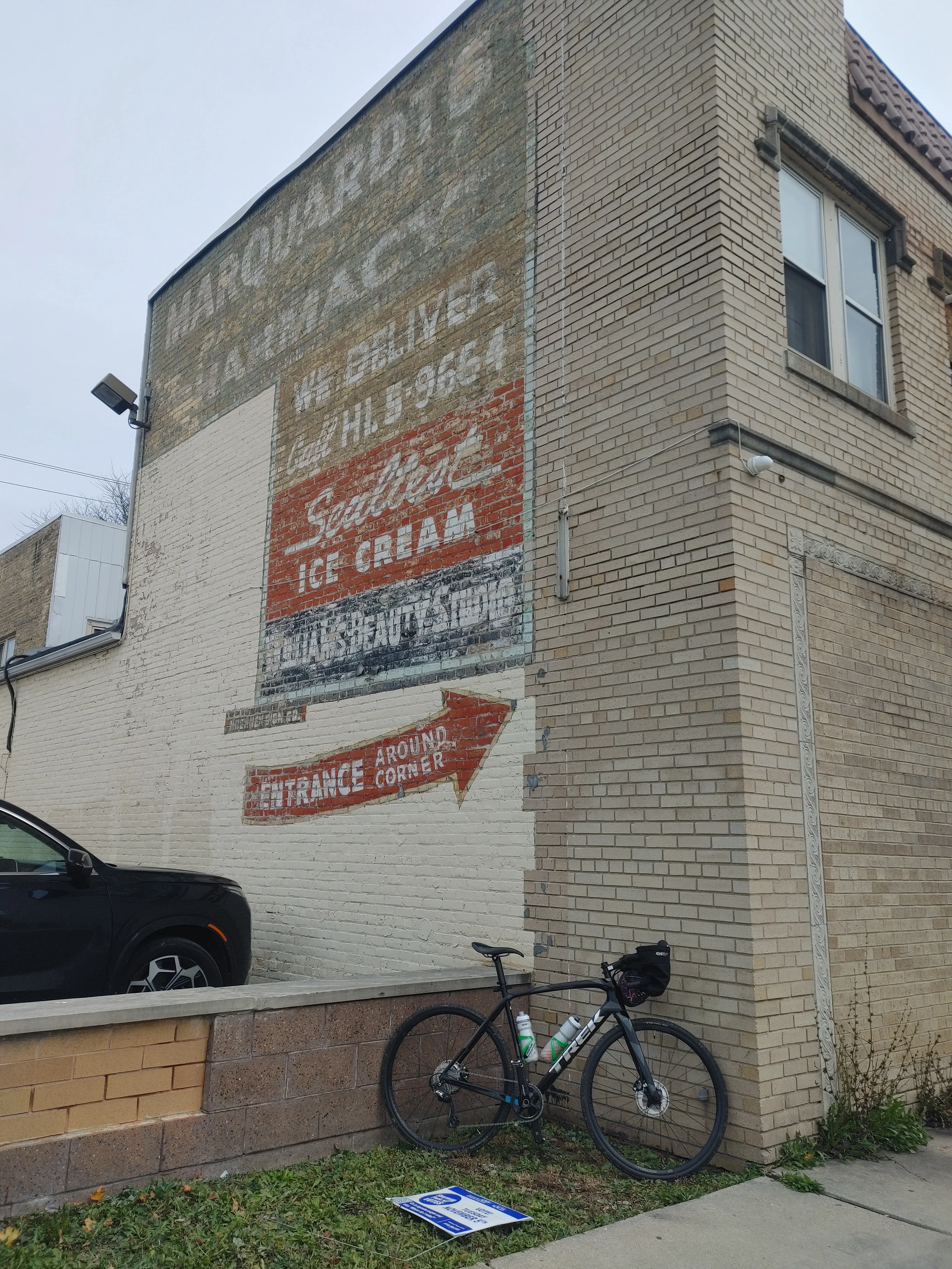 https://milwaukee-biketag.tor1.cdn.digitaloceanspaces.com/main/milwaukee-tag-3--mystery.webp